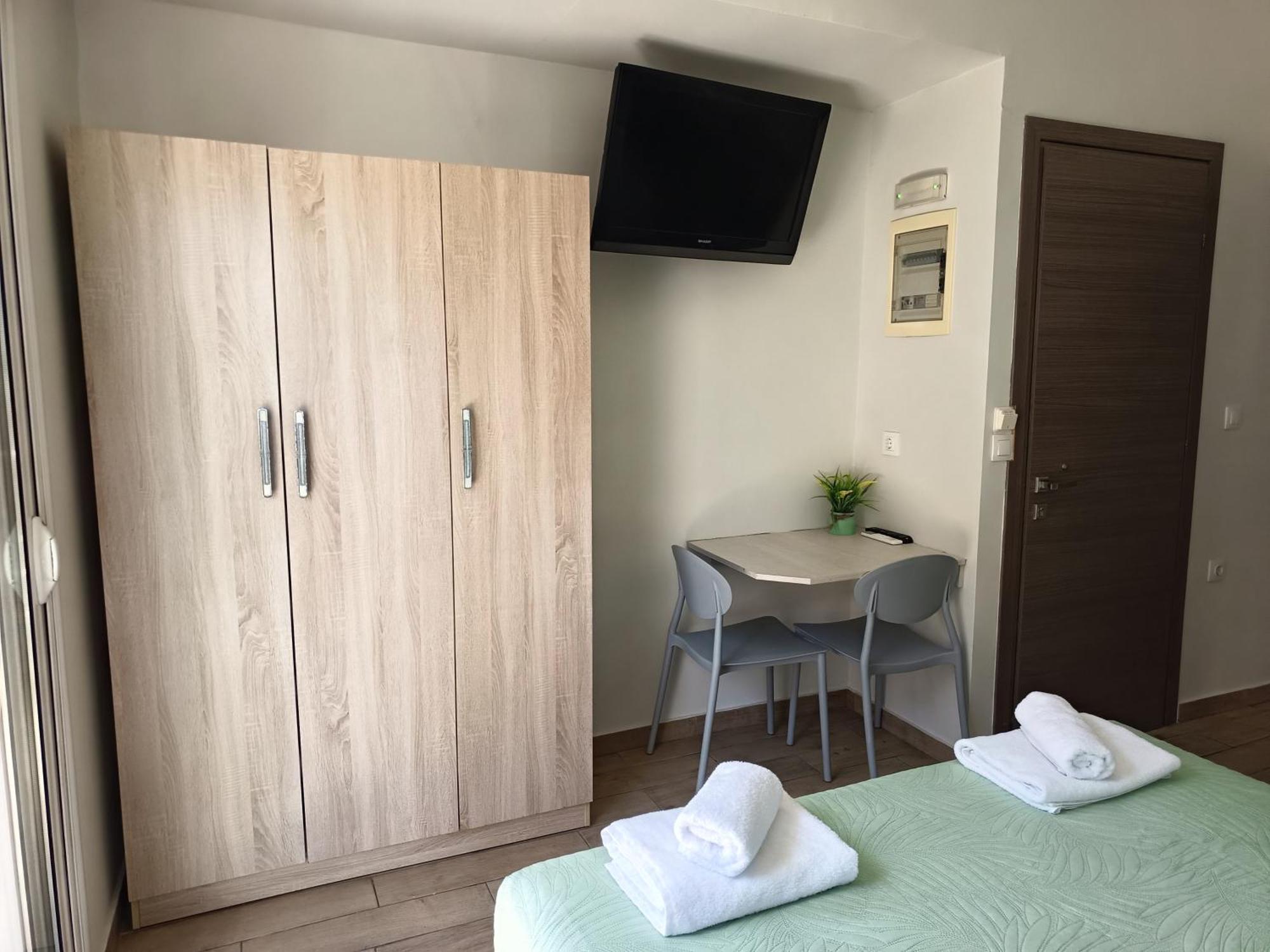 Apartament Lilian's Seaview-party Street-youth Rhodes City