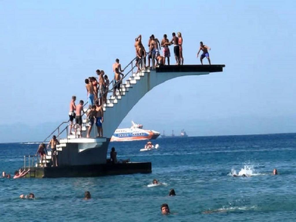 Lilian's Seaview-party Street-youth Apartament Rhodes City